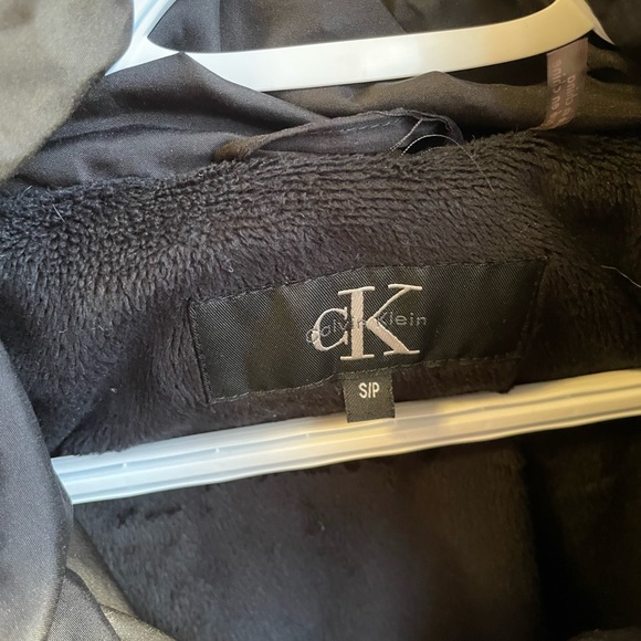 Calvin Klein black winter jacket - Picture 2 of 3